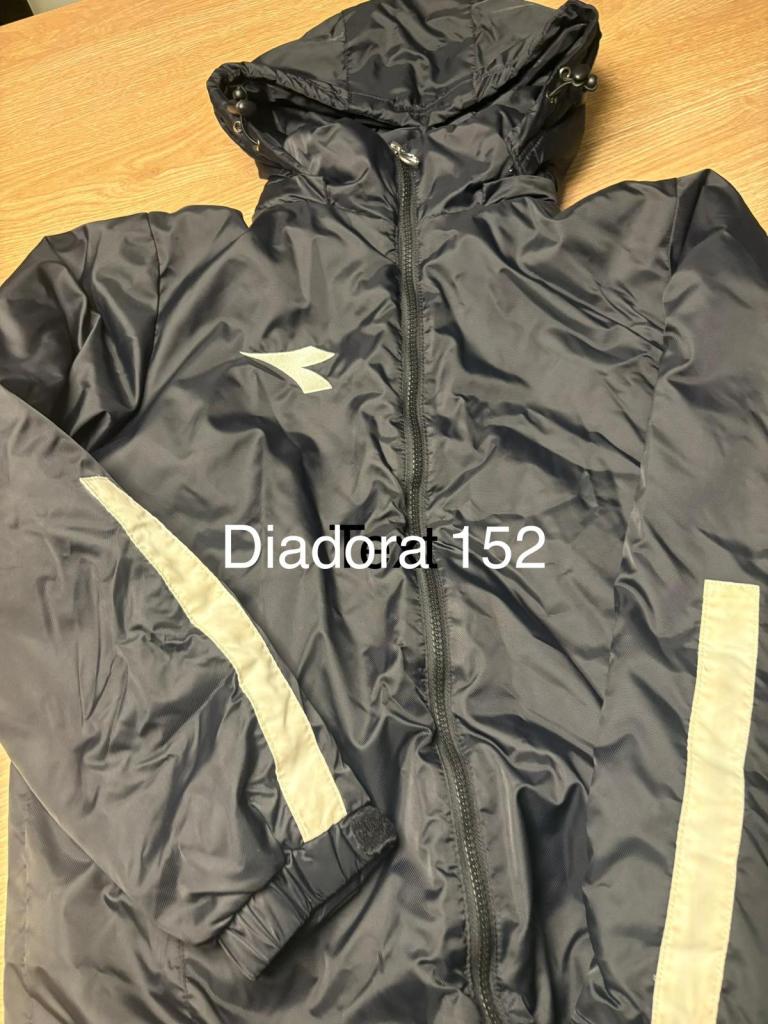 Diadora úlpa 152