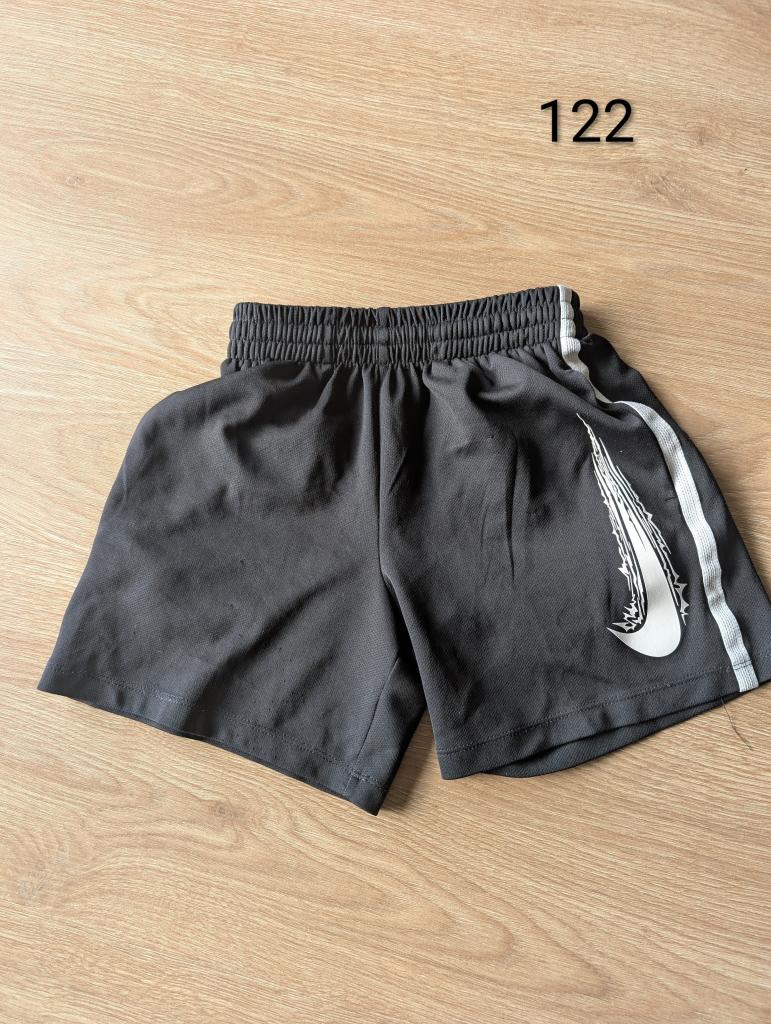 Nike stuttb 122