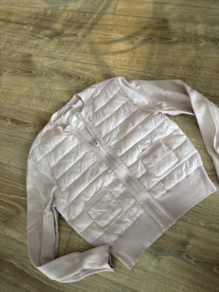 GinaT jakka 146/152 ble