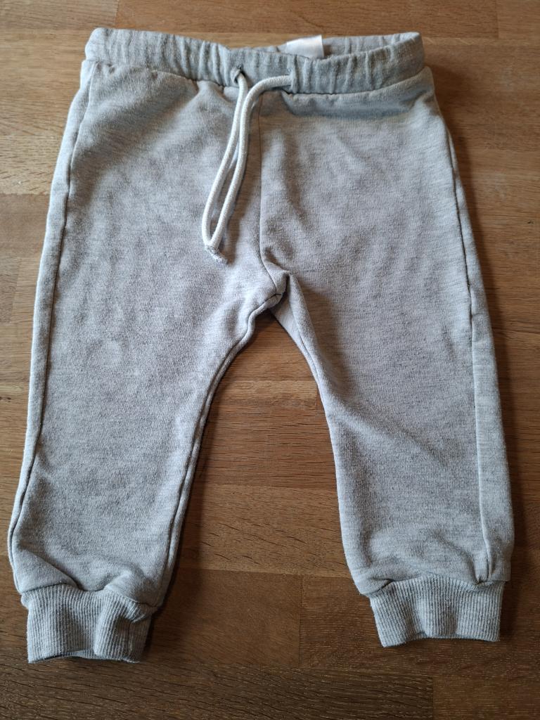 Joggingbuxur gráar St.86